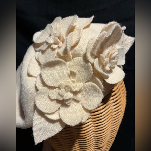 Betmar Beret, Cream/Ivory, Wool w/Floral Fabric Accents - Picture 5 of 7